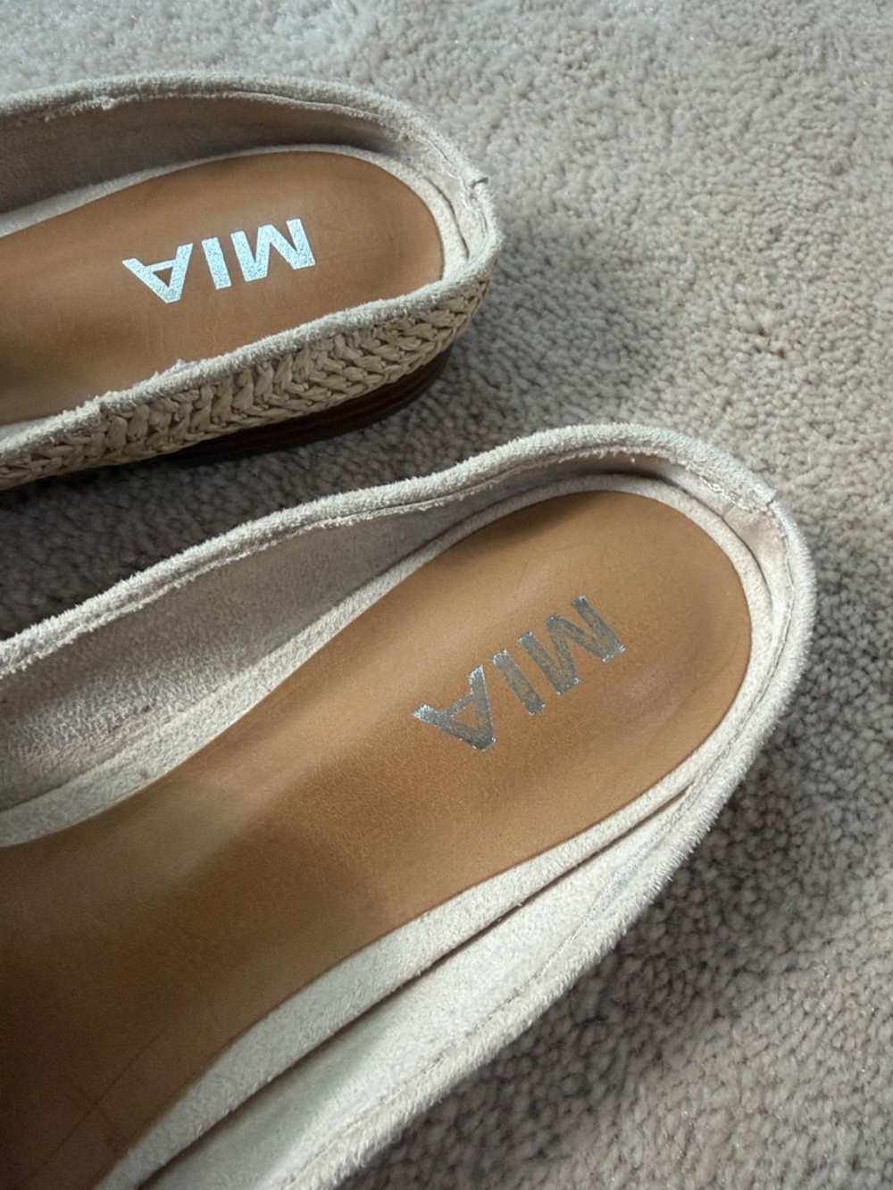 MIA Natural Raffia Pointed Mules - Picture 2 of 10